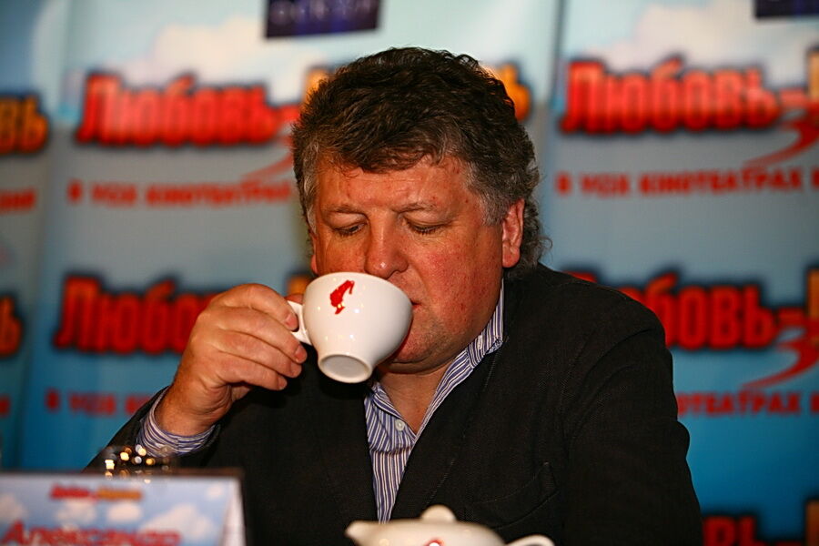 Гоша Куценко привез в Киев 3 кг «моркови»