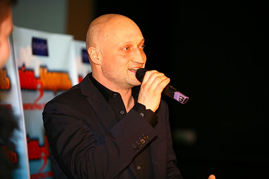 Гоша Куценко привез в Киев 3 кг «моркови»