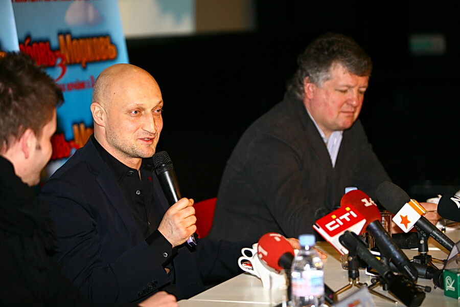 Гоша Куценко привез в Киев 3 кг «моркови»