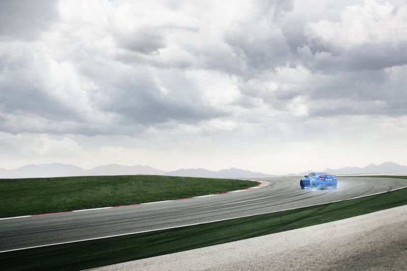 XKR-S – самый мощный Jaguar