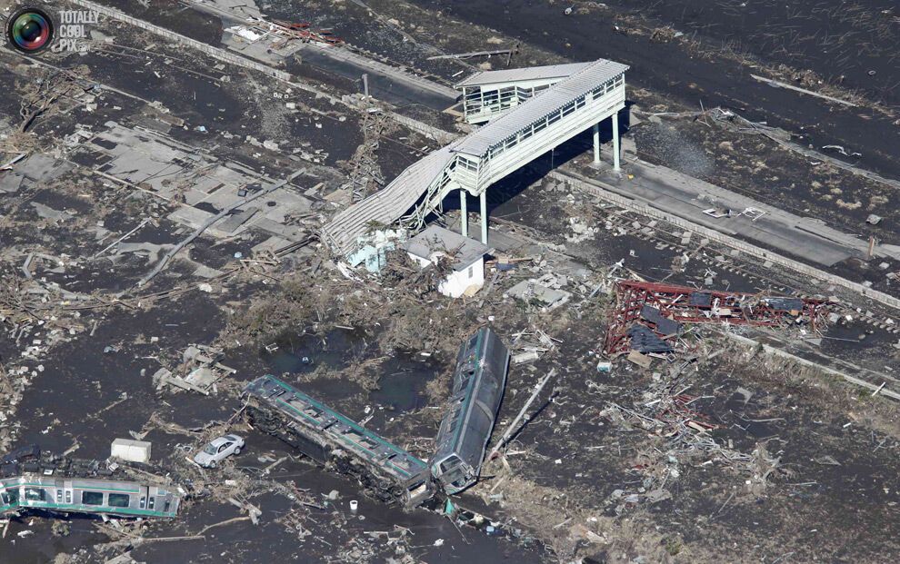 Наслідки землетрусу і цунамі в Японії. 93 Фото