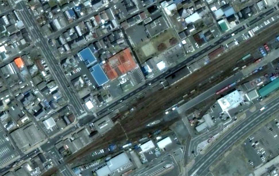 Знімки з супутника: до і після землетрусу в Японії