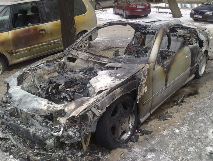 Милиция задержала двух несовершеннолетних поджигателей автомобилей
