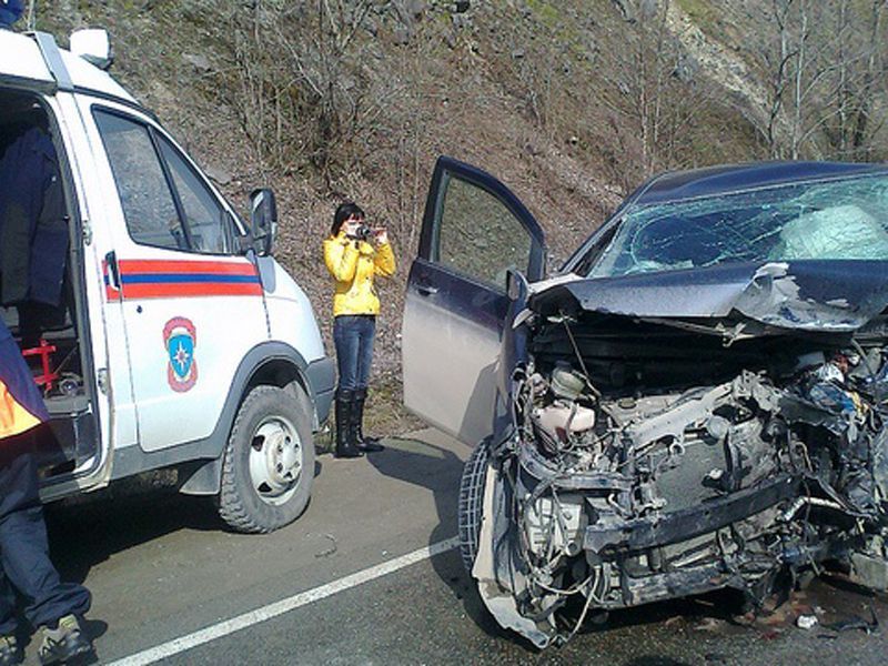 Из-за булыжника на дороге, погиб водитель Hyundai Sonata