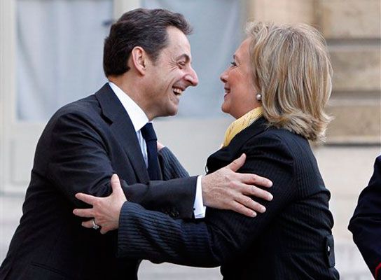 Николя Саркози обаял Хиллари Клинтон