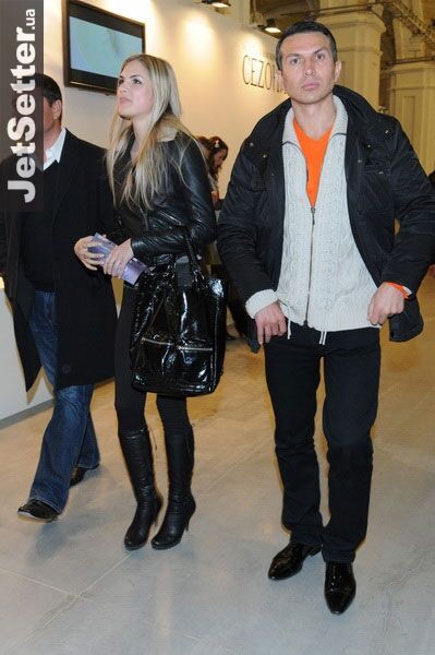 Сестры Джарты не отказывают себе в дорогих вещах