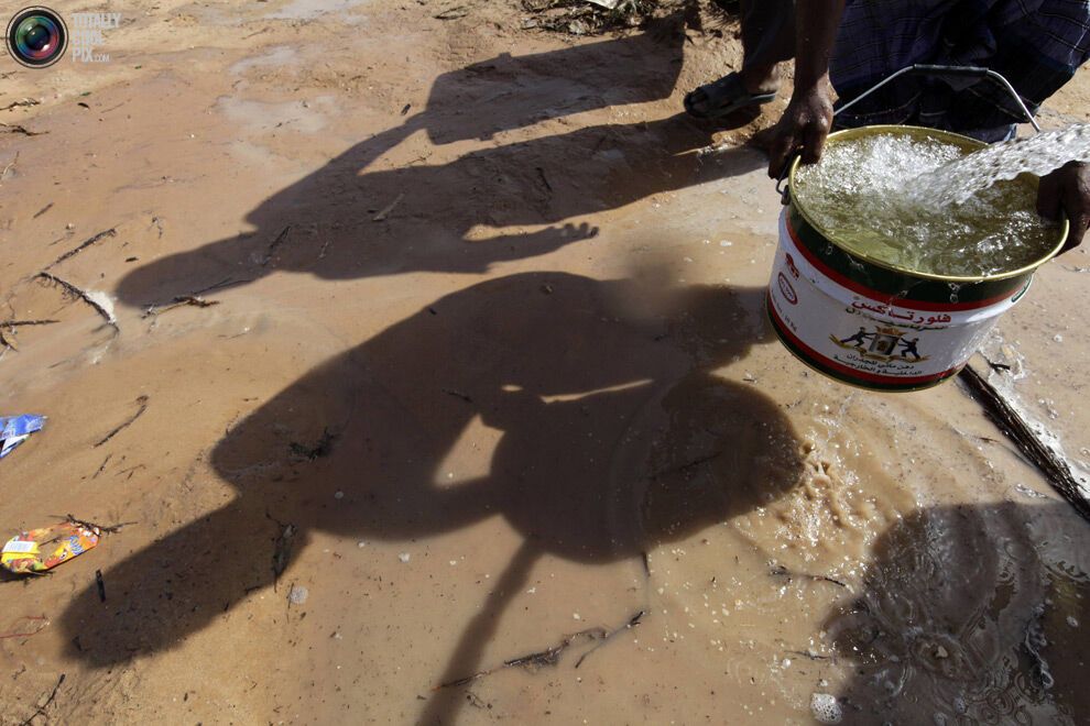 Беженцы из Ливии пребывают в плачевном положении