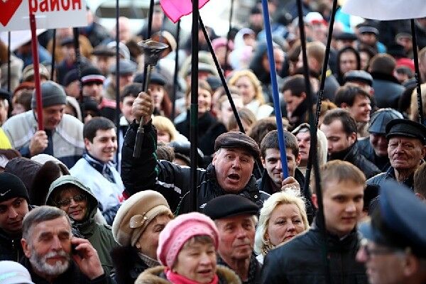 Коммунальные тарифы вывели людей на "майдан"