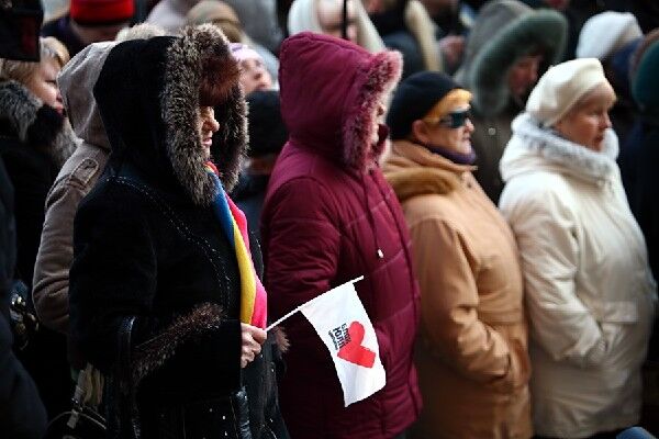 Коммунальные тарифы вывели людей на "майдан"