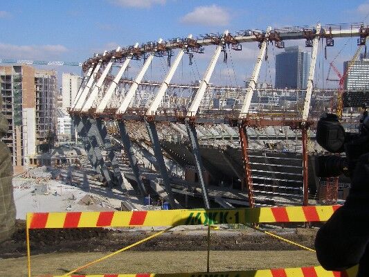 Як Янукович на стадіон дивився