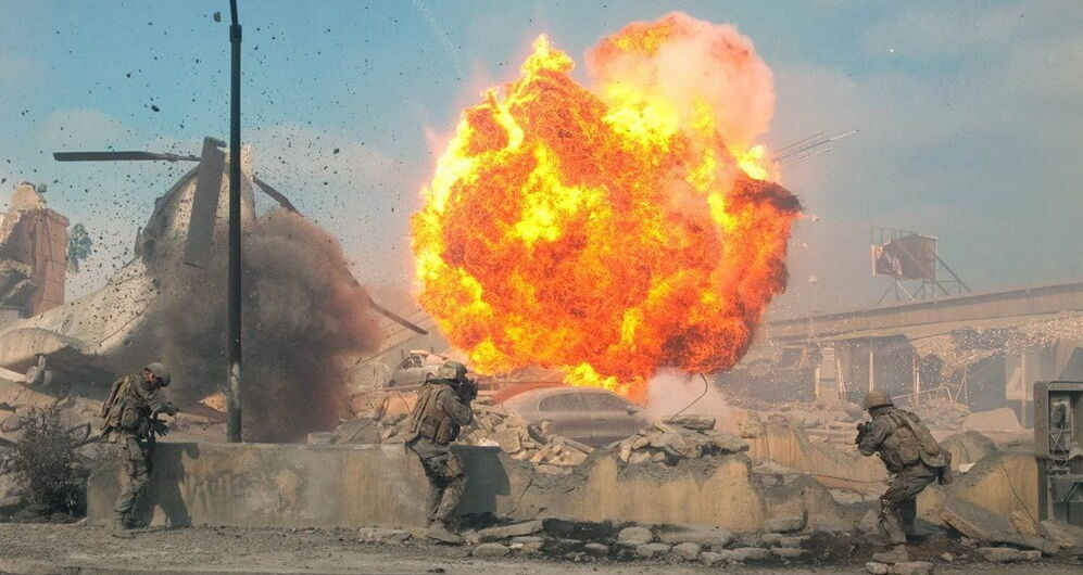 Американцы против пришельцев: игра в солдатики