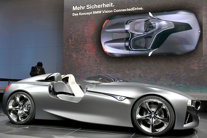 Автошоу-2011 в Женеві