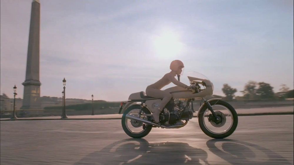 Кира Найтли топлесс в новой рекламе Chanel