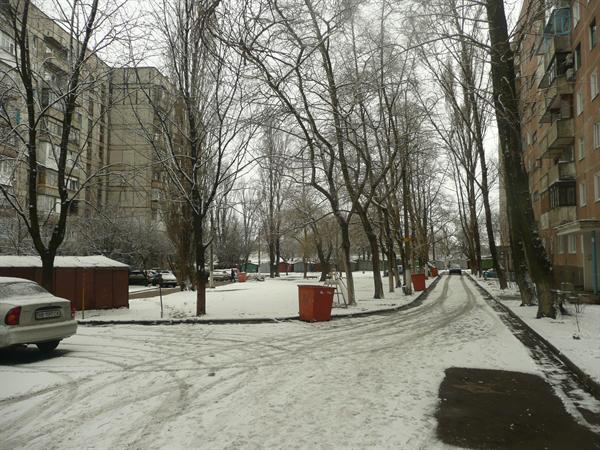 В Донецке весну сменила настоящая зима. Фото