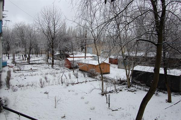 В Донецке весну сменила настоящая зима. Фото