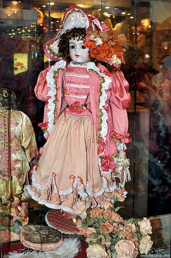 Музей унікальних ляльок