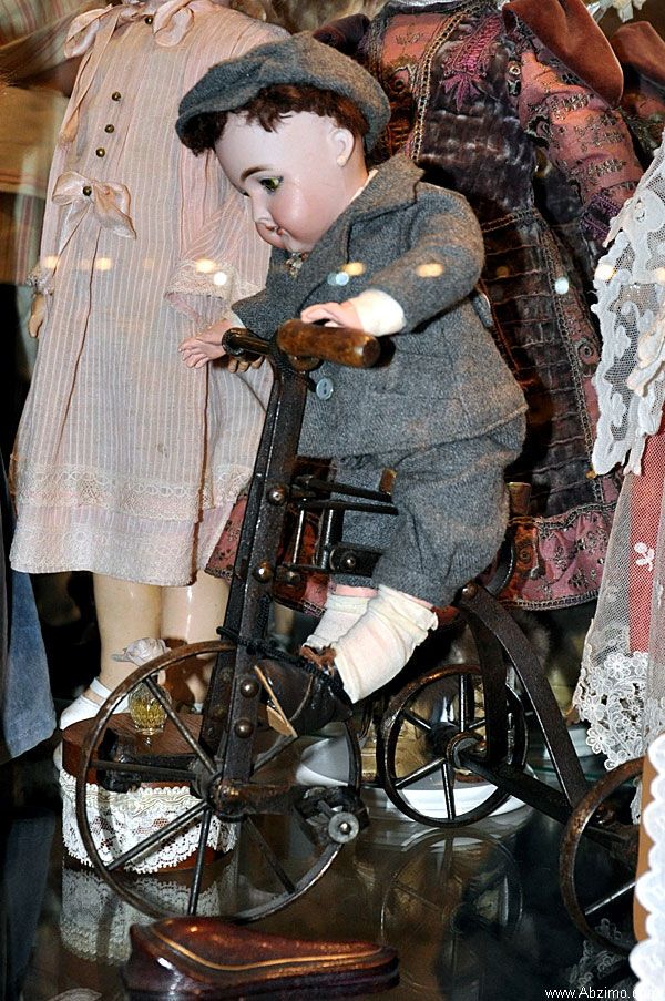 Музей унікальних ляльок