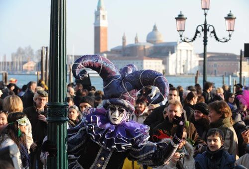 Карнавал в Венеции: ярко, дорого, оригинально!