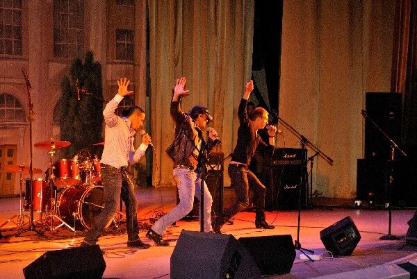 Подаруй свою любов дітям!