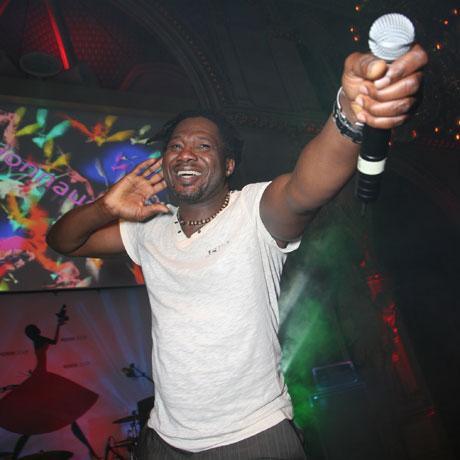 Inusa Dawuda: мама считает мою музыку несерьезной