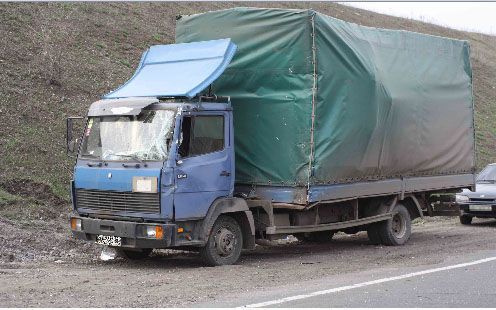 Пассажирский автобус перевернулся в Донецкой области - пострадали 12 человек