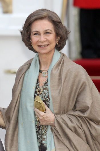 Монархи готовятся к свадьбе Уилла и Кейт