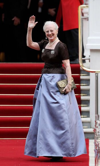 Монархи готовятся к свадьбе Уилла и Кейт