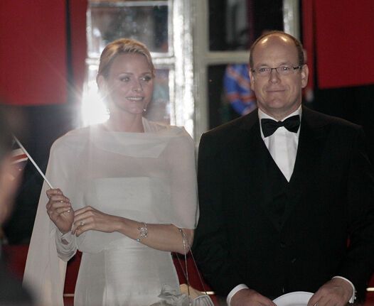 Монархи готовятся к свадьбе Уилла и Кейт