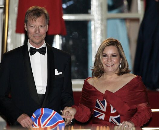 Монархи готовятся к свадьбе Уилла и Кейт