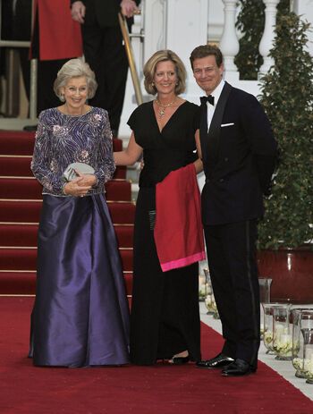 Монархи готовятся к свадьбе Уилла и Кейт