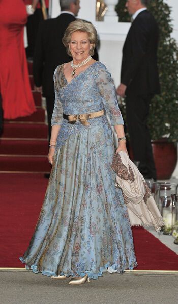 Монархи готовятся к свадьбе Уилла и Кейт