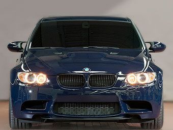 В BMW показали новую модификацию самой мощной "трешки"