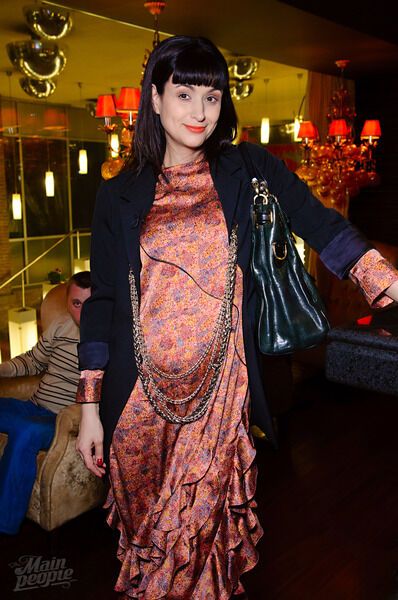 Ассия Ахат выбирала "Мисс Киев 2011" по пению финалисток