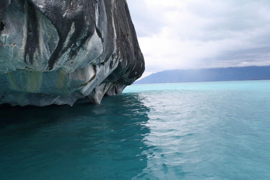 Очаровывающие Мраморные пещеры