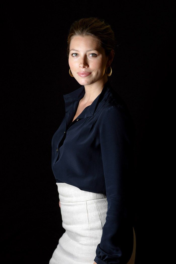 Джессика Бил без фотошопа