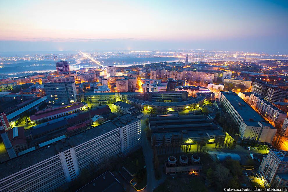 На Кловском спуске - самый высокий жилой дом в Украине