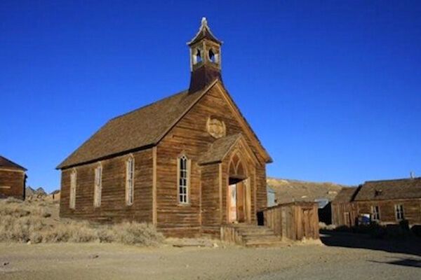 10 самых страшных заброшенных городов мира.Фото