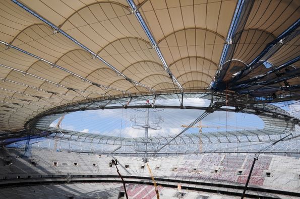 Национальный стадион в Варшаве: монтаж крыши. Фото