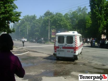 На Полтавщині вибухнув магазин піротехніки. Людей витягують з-під уламків