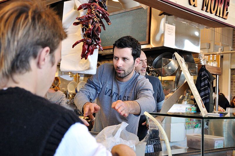 Прогулянка по одному з ринків Тель-Авіва