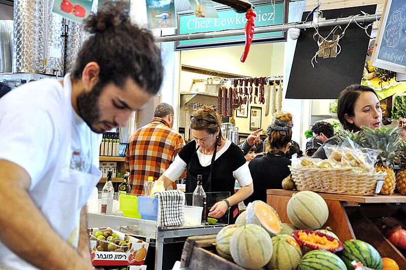 Прогулянка по одному з ринків Тель-Авіва