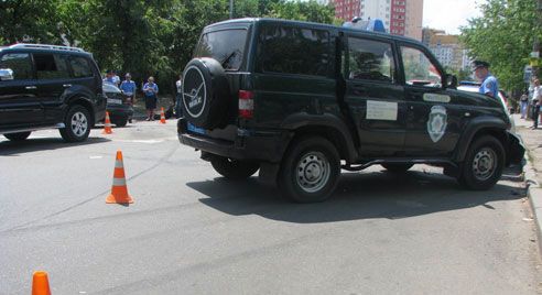 B Киеве водитель Daewoo устроил ДТП с милицейским УАЗ, Mazda и Mitsubishi