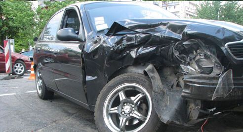B Киеве водитель Daewoo устроил ДТП с милицейским УАЗ, Mazda и Mitsubishi