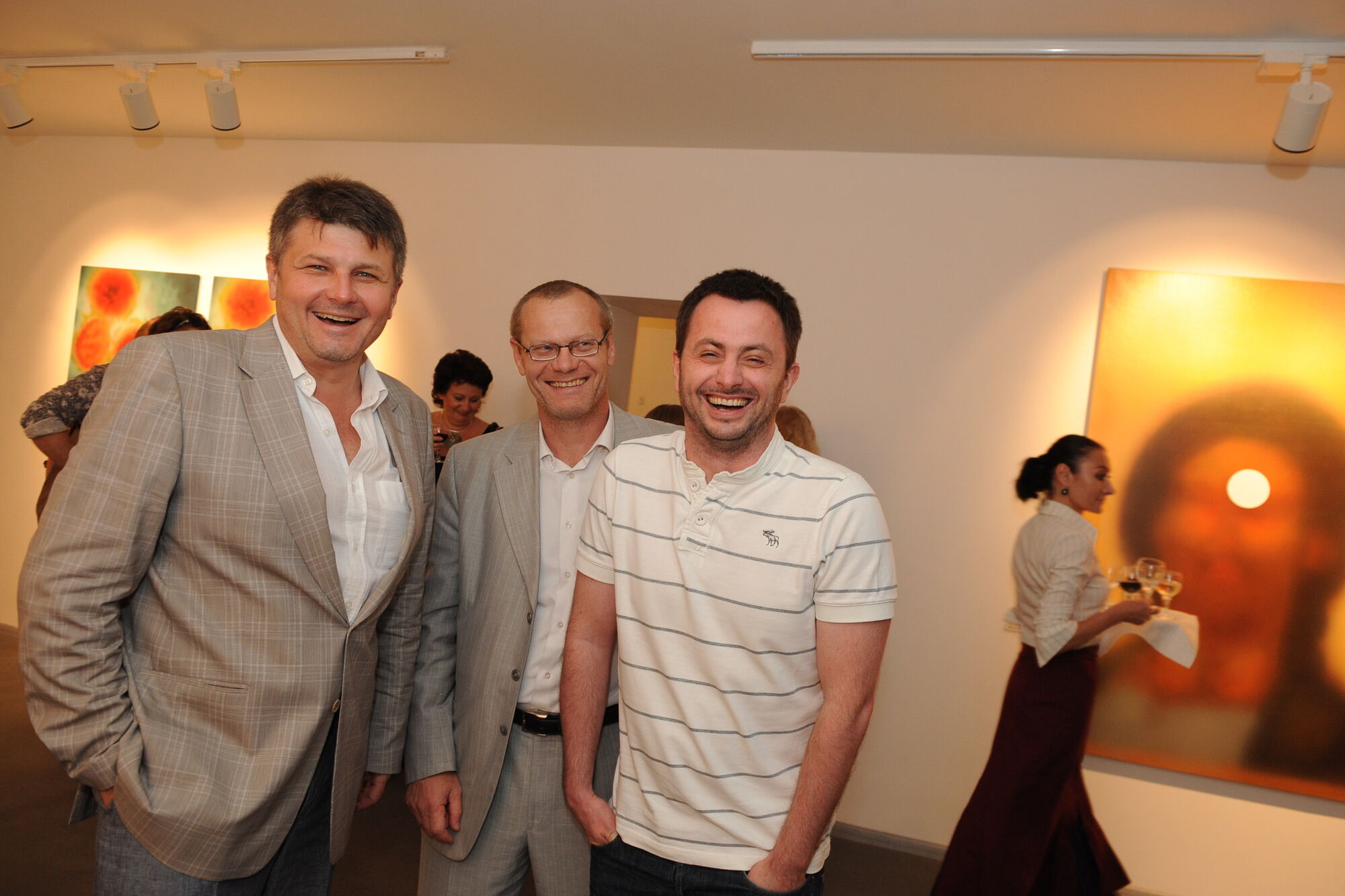 Творча еліта ловила МИГ