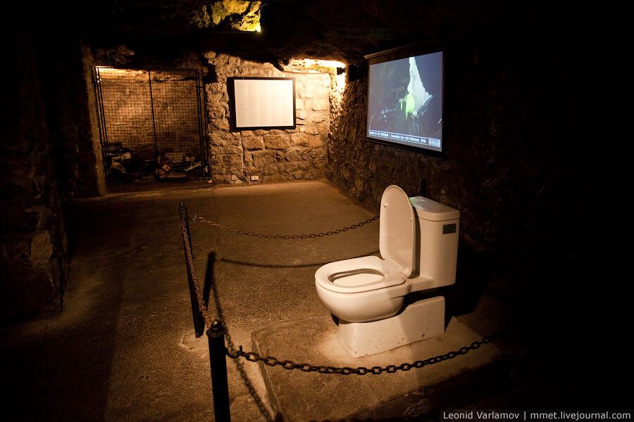 Лабіринт (катакомби) в Будапешті