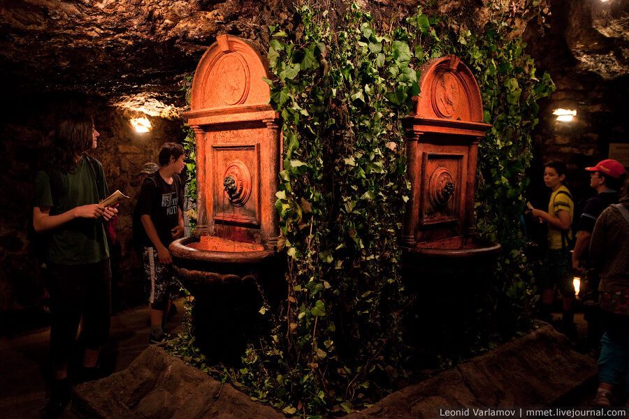 Лабіринт (катакомби) в Будапешті