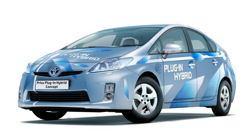 Новая Toyota Prius будет еще более экономной