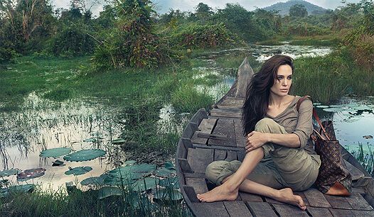 Анджелина Джоли в необычной рекламе Louis Vuitton