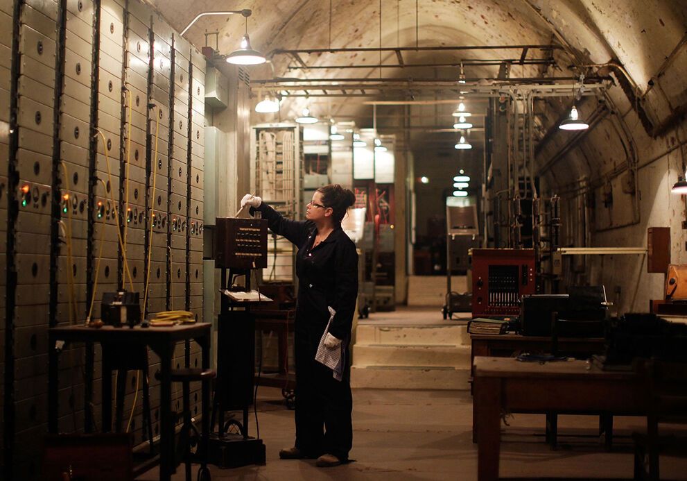 Фото-під землі