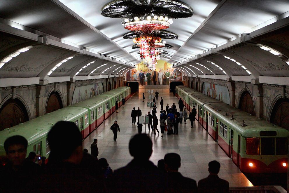 Фото-під землі